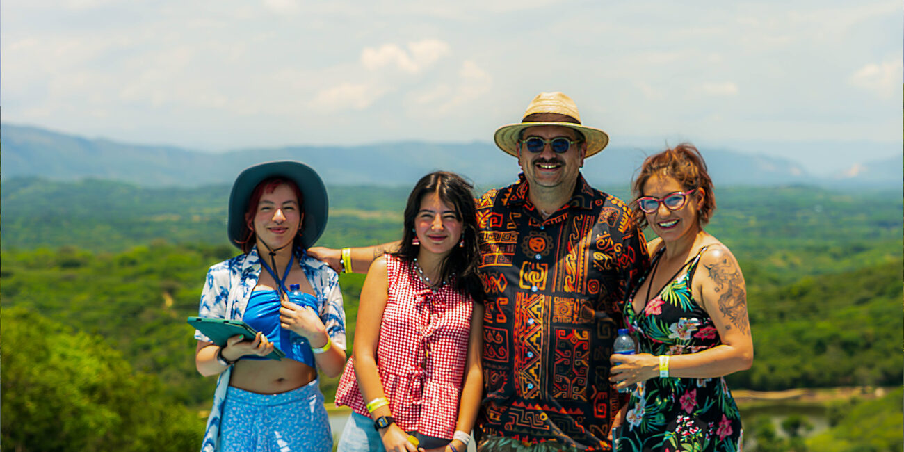 Nuestros desarrollos combinan comunidad campestre exclusiva, diseño de alto nivel y conexión con la naturaleza, ofreciendo inversión verde y activos con proyección en finca raíz Colombia.